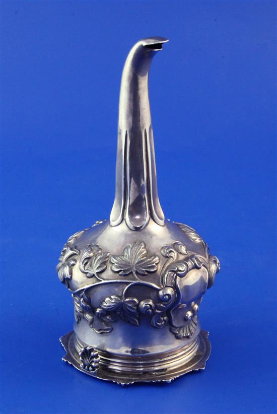 An early Victorian silver wine funnel with muslin ring by John Evans II, 5.5 oz.